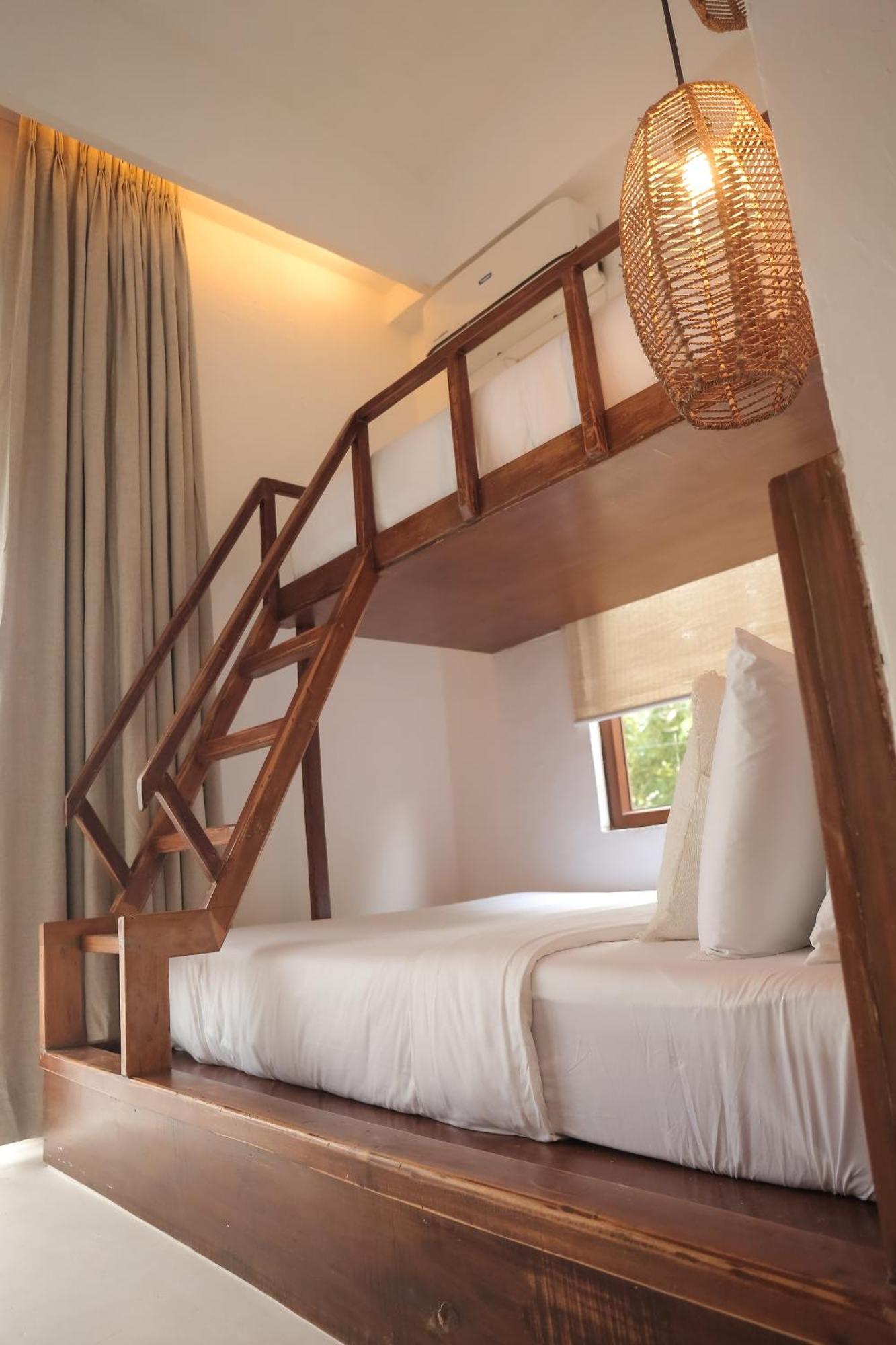 Habitación Familiar con balcón